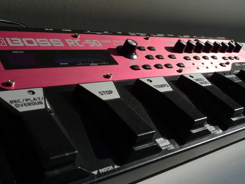 Read more about the article Boss RC-50 Loop Station